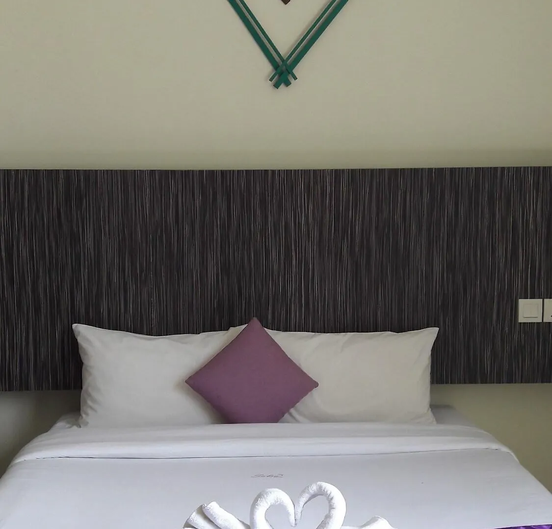 Salsa Resort Langkawi By Casa Loma Пантай-Сенанг